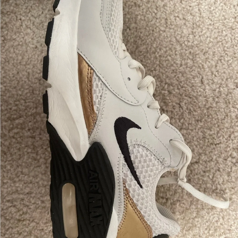 Nike Air Max Excee White and Metallic Gold Shoes - 8.5 Women’s - Picture 3 of 7